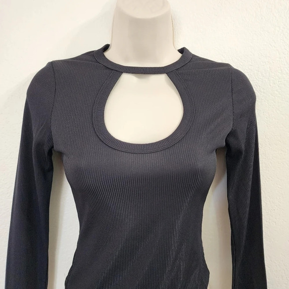 NASTY GAL Black Keyhole Neck Ribbed Bodysuit Size 1 NWT - Picture 4 of 10